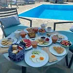 Agrabeli Paros Apartmanhotel 4*