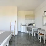 アパートホテル Agrabeli Paros 4*