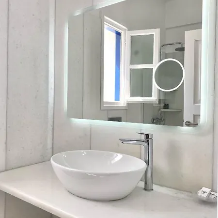 アパートホテル Agrabeli Paros