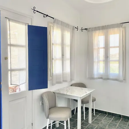 Agrabeli Paros 4* ناوسا