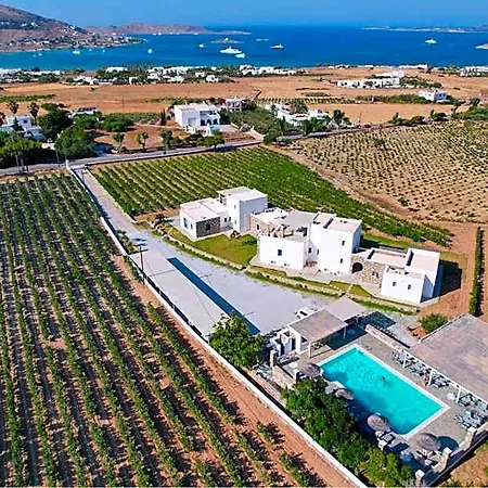 Agrabeli Paros Hotel apartamentowy 4*