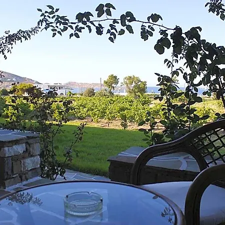 Agrabeli Paros Hotel apartamentowy 4*