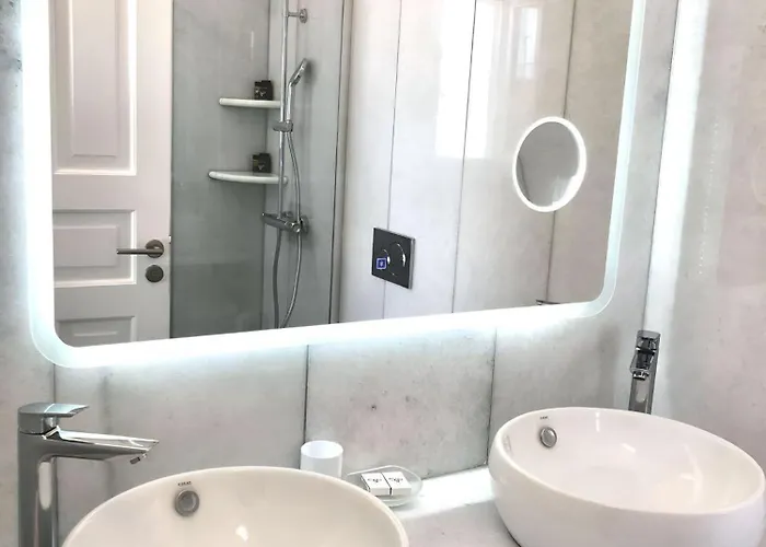 Agrabeli Paros Naousa (Paros)